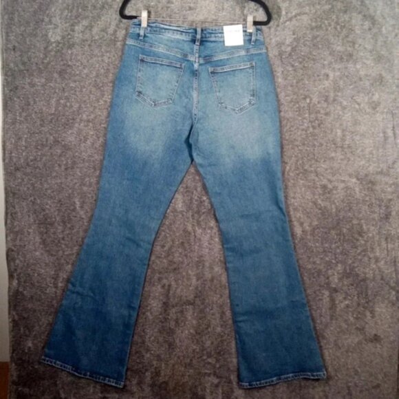 Dogma women's denim high rise flare leg jeans Medium wash size 29 - Picture 5 of 12